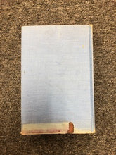 Load image into Gallery viewer, LINDA GOODMAN'S SUN SIGNS 1968 TAPLINGER TRUE FIRST EDITION HCDJ Astrology