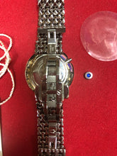 Load image into Gallery viewer, Pre-owned.Bulova Maiden Lane 96R206 Women's 28mm Diamond  Mother Of Pearl Dial blue crown free shipping