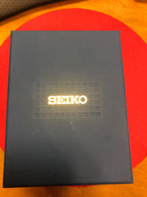 Load image into Gallery viewer, Pre-owned Seiko Women's Solar Gold-Tone Stainless Steel Bracelet Watch SUT314 free shipping