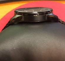 Load image into Gallery viewer, Pre-owned Citizen Eco-Drive Men's BM6988-57E Black Dial Black Mesh Bracelet 42mm