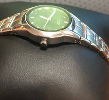 Load image into Gallery viewer, Pre-owned Citizen E011-8058503 Women's Black Dial Eco-Drive