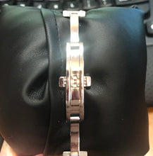 Load image into Gallery viewer, Pre-owned Citizen E011-8058503 Women's Black Dial Eco-Drive