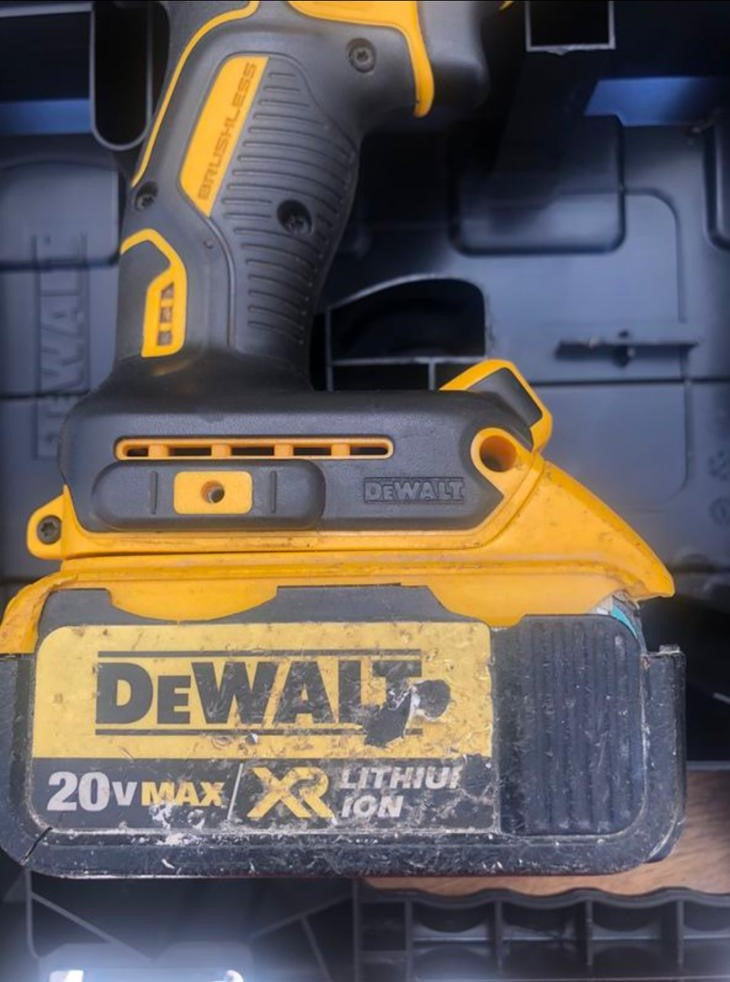 Pre Owned DeWALT DCD796 Brushless 20 Volt Max Cordless Compact 1 2