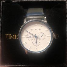 Load image into Gallery viewer, Pre-owned  Ted Baker TE50623001 Men's 42mm Silver Tone Ivory Dial Leather Strap Watch