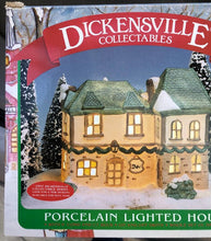 Load image into Gallery viewer, 1991 Dickinsville Collectables Noma Porcelain Lighted House