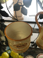 Load image into Gallery viewer, Garlic Jar and Olive Oil bottle set New