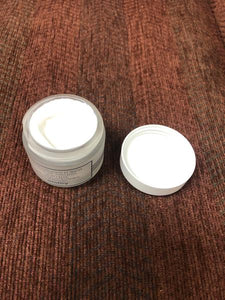 Pre-owned Sisley night cream with collagen and wood mallow 1.6 oz unused Without box