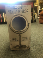 Load image into Gallery viewer, Vanity  just Mirror with stand