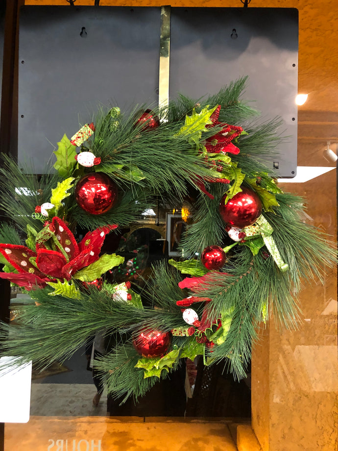 Christmas Wreath with ornaments