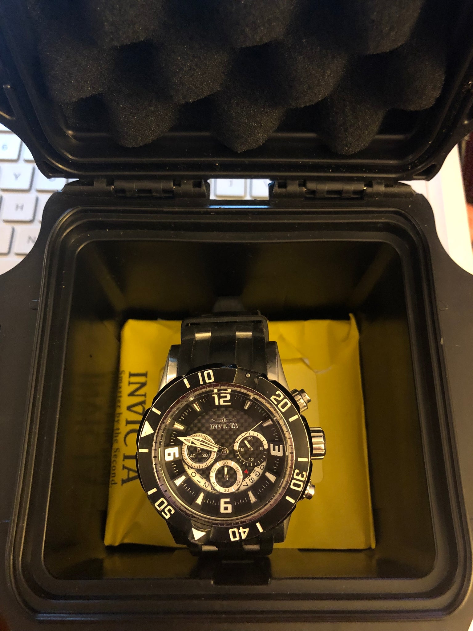 Invicta 23696 store