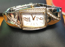 Load image into Gallery viewer, Pre-owned Seiko Women&#39;s Two Tone Dress Solar White Dial Watch V115-0BB0