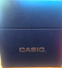Load image into Gallery viewer, Pre-owned Casio MTD1080-8AWC 3 Hand Diver Analog Super Illuminator