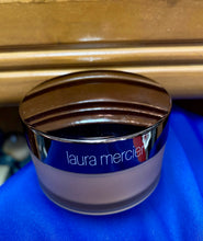 Load image into Gallery viewer, NEW Laura Mercier Translucent Loose Setting Powder Glow - Medium Deep 30G SEALED AUTHENTIC