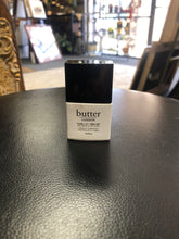 Load image into Gallery viewer, butter LONDON PURECURE™ white Peel-Off Nail Lacquer Posh NEW