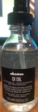 Load image into Gallery viewer, Davines OI / Oil Absolute Beautifying Potion - 4.56 oz Pre-owned