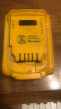 Load image into Gallery viewer, Pre Owned Dewalt DCB204 20V XR Lithium Ion Battery Pack Battery Only