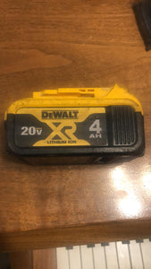 Pre Owned Dewalt DCB204 20V XR Lithium Ion Battery Pack Battery Only