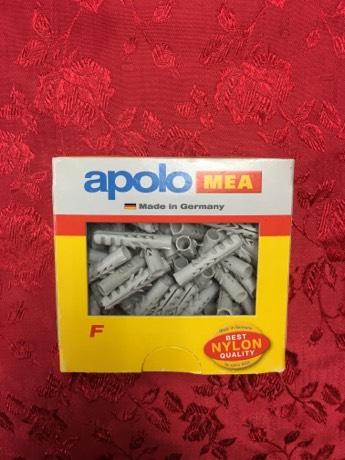 Plastic fisher 100x Apolo MEA normal plugs F 6 mm  10 pieces