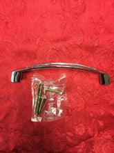 Load image into Gallery viewer, Top Knobs M390 Verona 5&quot; Center to Center Handle Cabinet Pull from the Nouveau