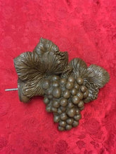 Load image into Gallery viewer, CUSTOM OAK KIRSCH GRAPE LEAVES FINIALS 2&quot; ROD EXCEPTIONAL BEAUTY NIB