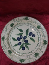 Load image into Gallery viewer, Pre-owned. Hand Painted Italian Plate