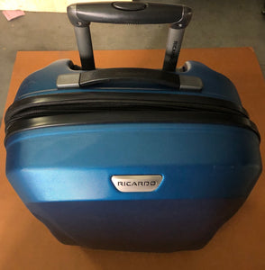 New other Ricardo Suitcase luggage hard shell Color blue 19”x20”