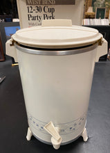 Load image into Gallery viewer, Pre Owned Vintage West Bend Party Perk 57630 Percolator Coffee Maker 12-30 Cups