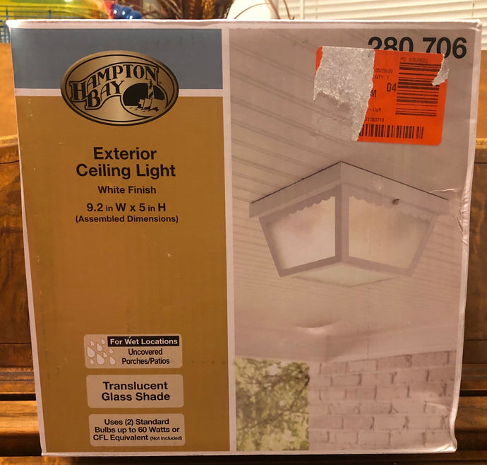 Brand new Hampton Bay 280-706 Glossy White 2-Light Outdoor Flush Mount