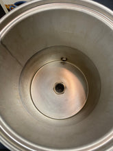 Load image into Gallery viewer, Pre Owned Vintage West Bend Party Perk 57630 Percolator Coffee Maker 12-30 Cups
