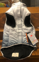 Load image into Gallery viewer, New Thinsulate XXL Hotel Doggy Gilrtmount Adventure Wear white and light black