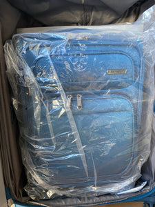 New Samsonite Epsilon NXT 2-piece Softside Spinner Luggage Set 27”& 20” Blue