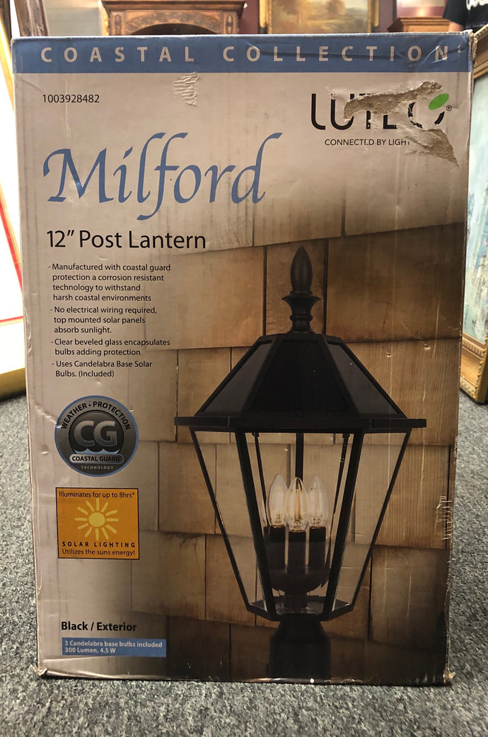 Brand new LUTEC Post Lighting Solar Powered Outdoor Clear Glass Cast Aluminum Black 3-Bulb