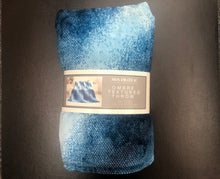 Load image into Gallery viewer, Mon Chateau Luxury Collection Ombre Texture Throw 60"x70" Blue