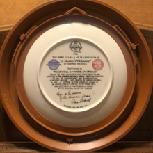 Load image into Gallery viewer, EDWIN M KNOWLES NORMAN ROCKWELL PLATE A MOTHER&#39;S WELCOME