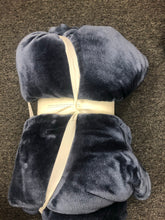 Load image into Gallery viewer, Charisma Plush Blanket Queen Size - 92 X 98 IN