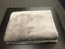 Load image into Gallery viewer, Monte And Jardin Luxury Velvet Throw 60x80in Grey
