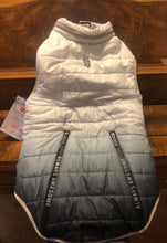 Load image into Gallery viewer, New Thinsulate XXL Hotel Doggy Gilrtmount Adventure Wear white and light black