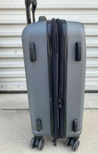 Load image into Gallery viewer, Pre Owned Samsonite Grey Suitcase Luggage