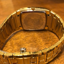 Load image into Gallery viewer, Citizen Eco Drive Gold Tone Wristwatch  31mm E111 S049369