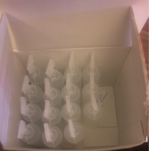 Load image into Gallery viewer, My PurMist Ultrapure Sterile Water 30ml-15 sessions open box -