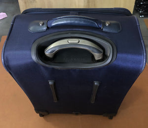 New travelpro luggage suitcase navy blue size 21”x14”