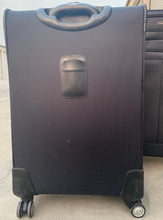 Load image into Gallery viewer, Pre-Owned Samsonite 3-Piece Set