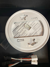 Load image into Gallery viewer, Pre owned First Alert Onelink Safe Sound Bundle Smoke Fire Carbon Monoxide CO Alexa